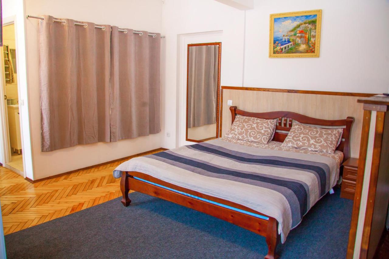 Art Apartment Ternopil Eksteriør bilde